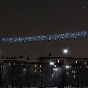 Новогодняя перетяжка из гирлянды «Бахрома» и пластиковых шаров, 5×0,5 м, IP65, тёплый/холодный свет