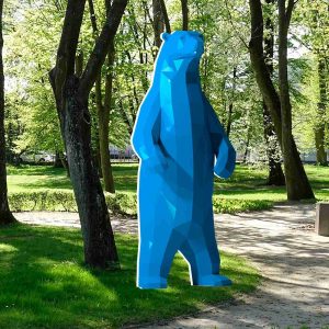 Полигональная скульптура Медведица - 3D GR 669
