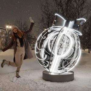 Новогодняя декорация «Морозная сфера»