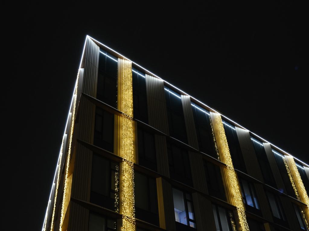 Архитектурная подсветка жилого комплекса в Москве – пример работы компании JOYLED